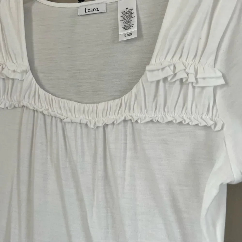 Liz & Co. Cotton Crisp White Short Sleeve Ruffled Blouse Top Tee Size M - Picture 5 of 9